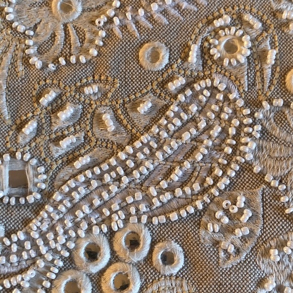 ✨3 for $40✨Tommy Bahama canvas wristlet. - Picture 6 of 8